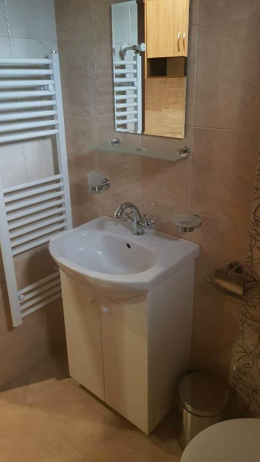 Guest Rooms Ider ساباريفا بانيا المظهر الخارجي الصورة