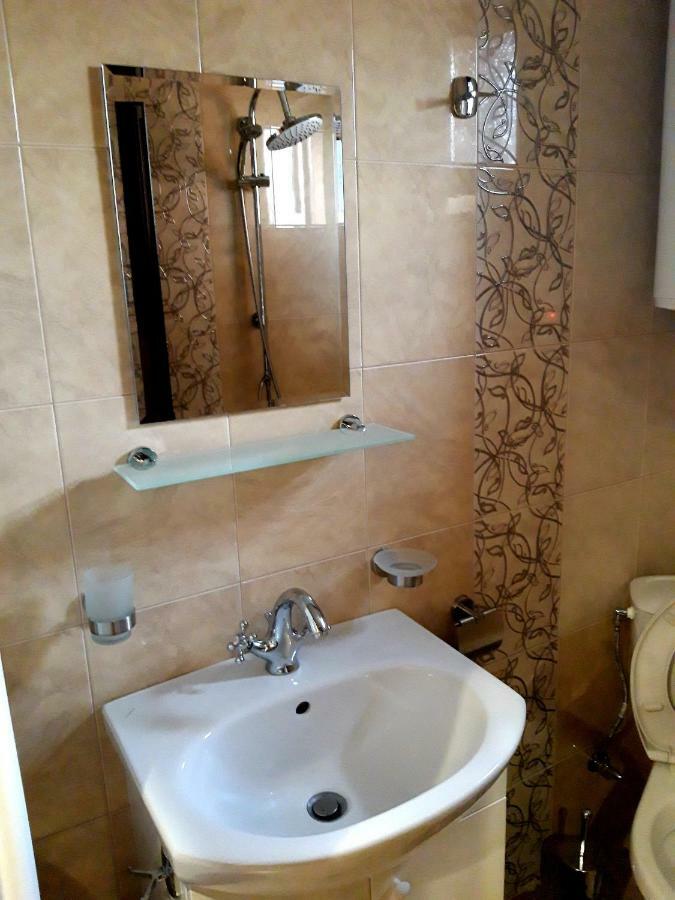 Guest Rooms Ider ساباريفا بانيا المظهر الخارجي الصورة