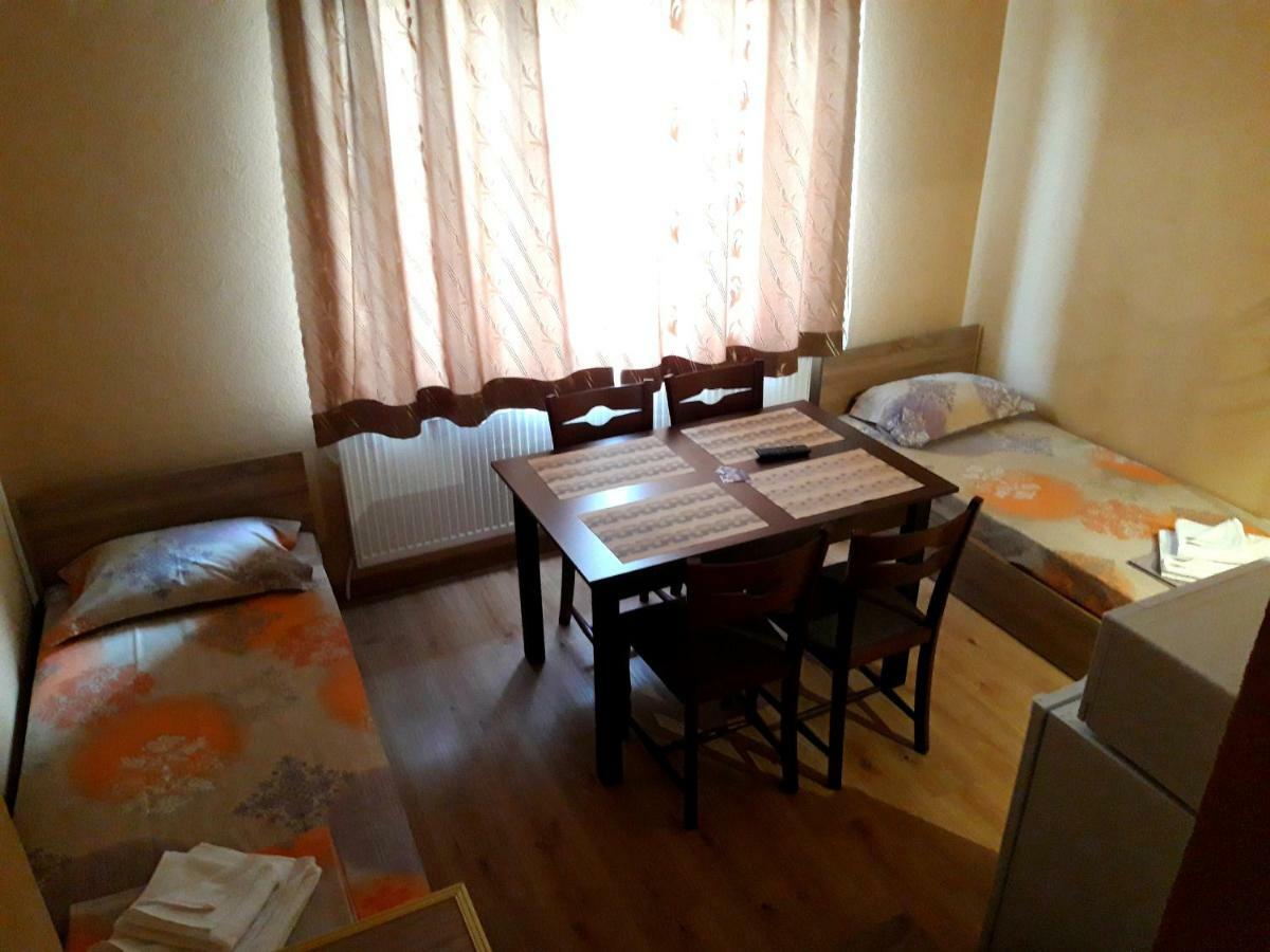 Guest Rooms Ider ساباريفا بانيا المظهر الخارجي الصورة